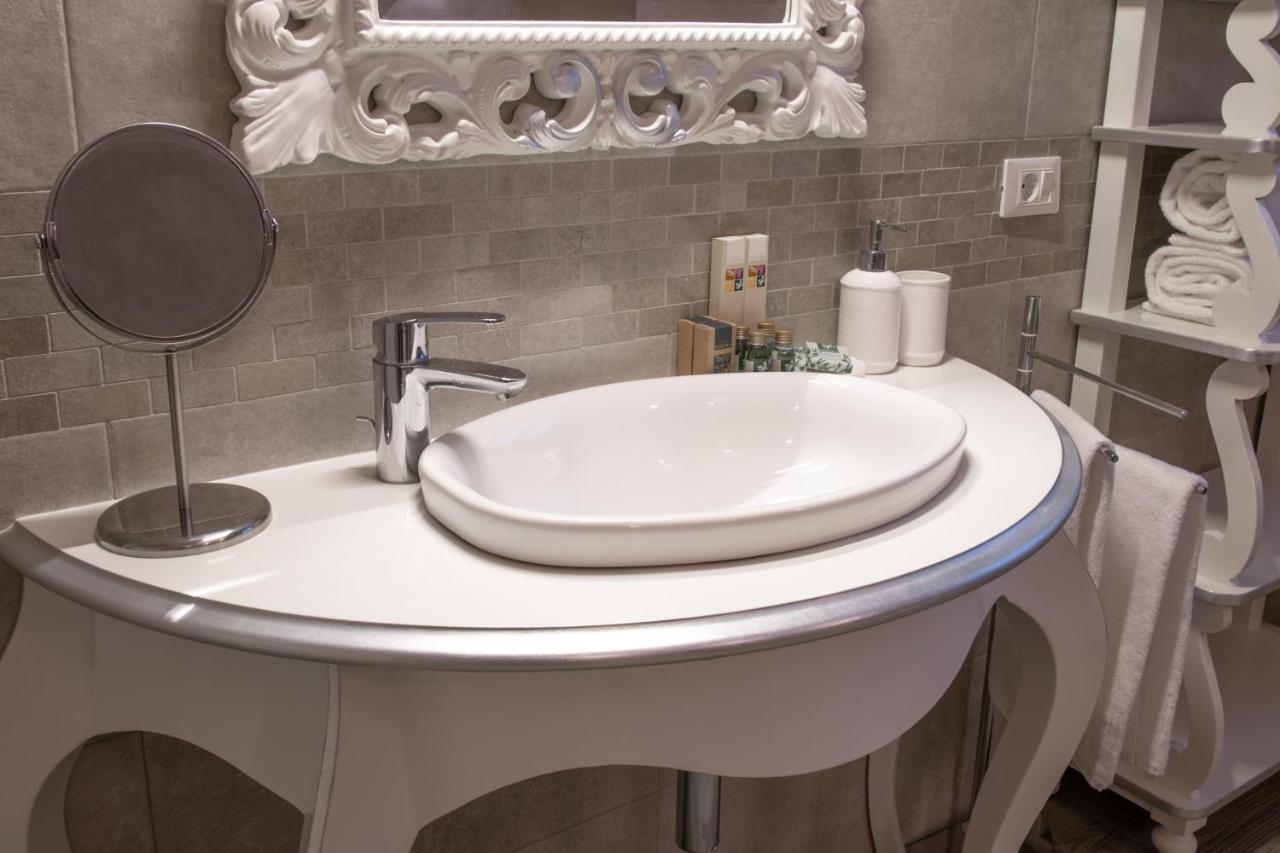 The Suite Home Verona Luaran gambar